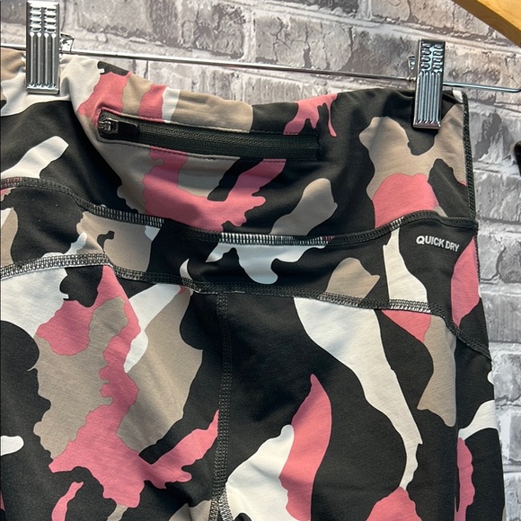 Hoodies‎ Camouflage Patterned Leggings - Picture 5 of 12